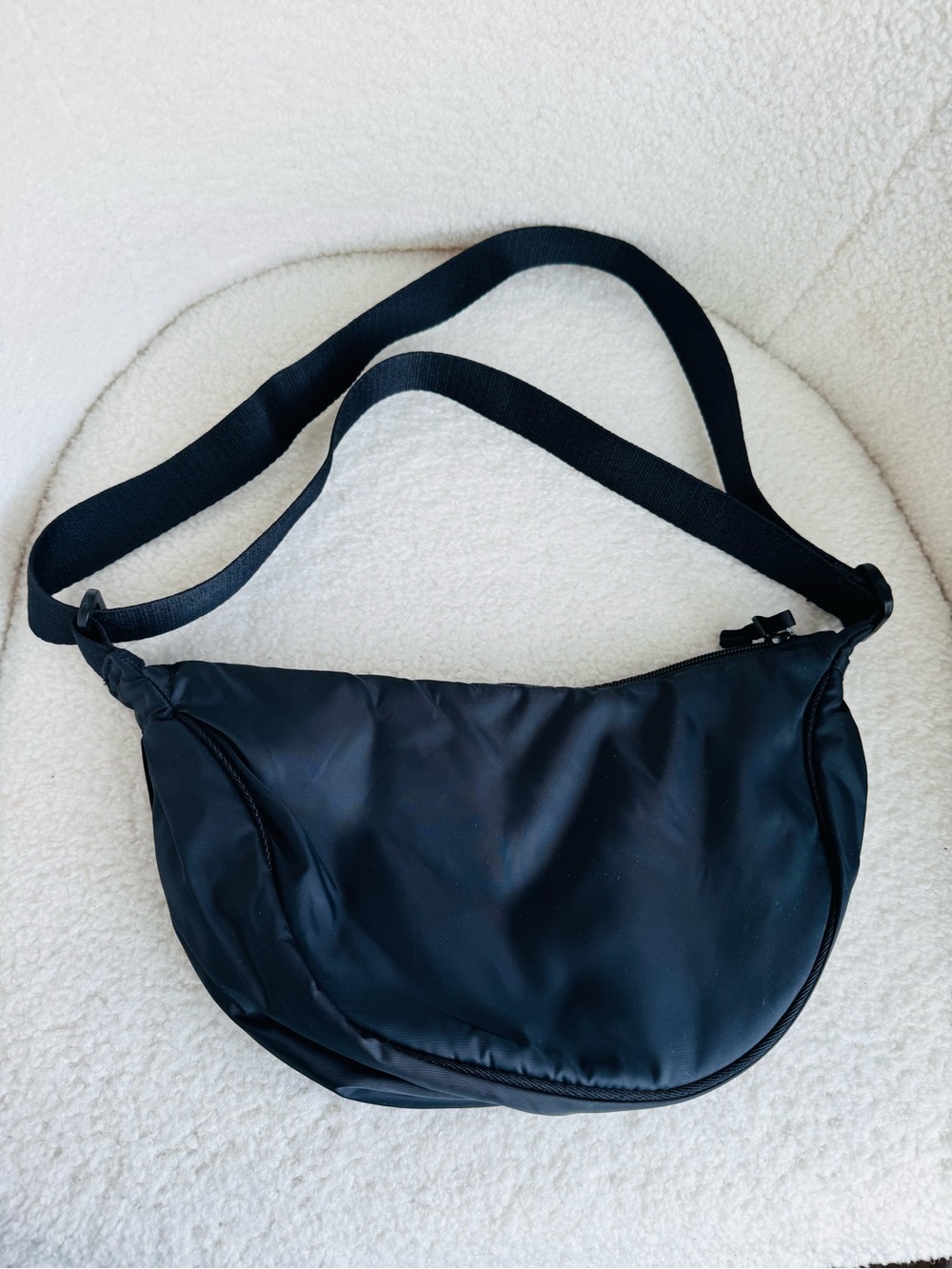 Everyday Black Crossbody Bag with Adjustable Strap
